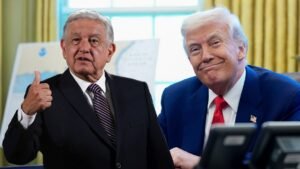 Trump le Copia Al ‘Dedito’ de Amlo: Pide Eliminar horario de verano en eu