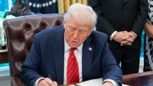 Trump dados que México y canadá viven de eua, y que sin eua, “sin tendererría país”