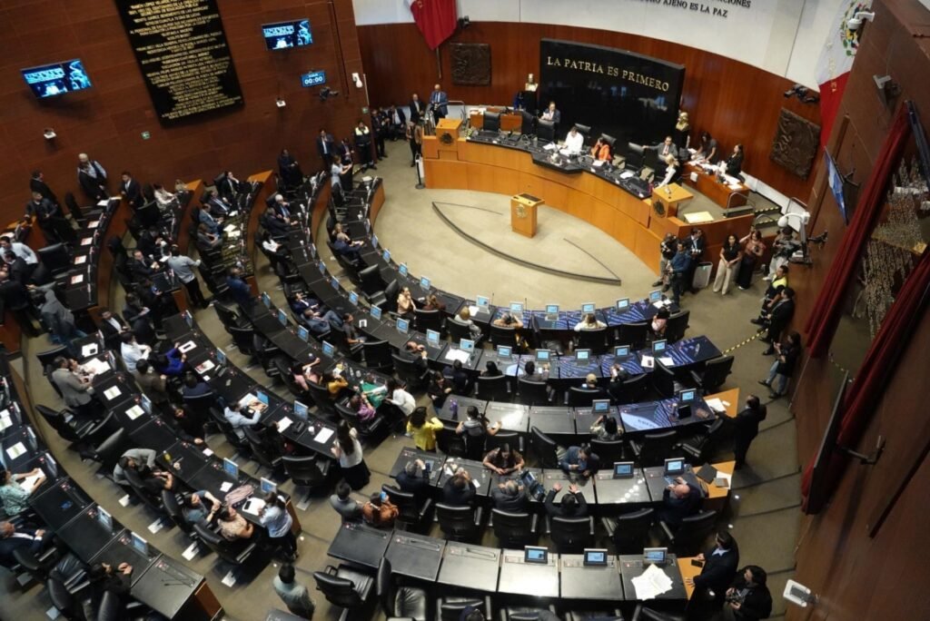 Censura en Tiempos Digitales: El retiro del dictamen de la ley de telecomunicamentos