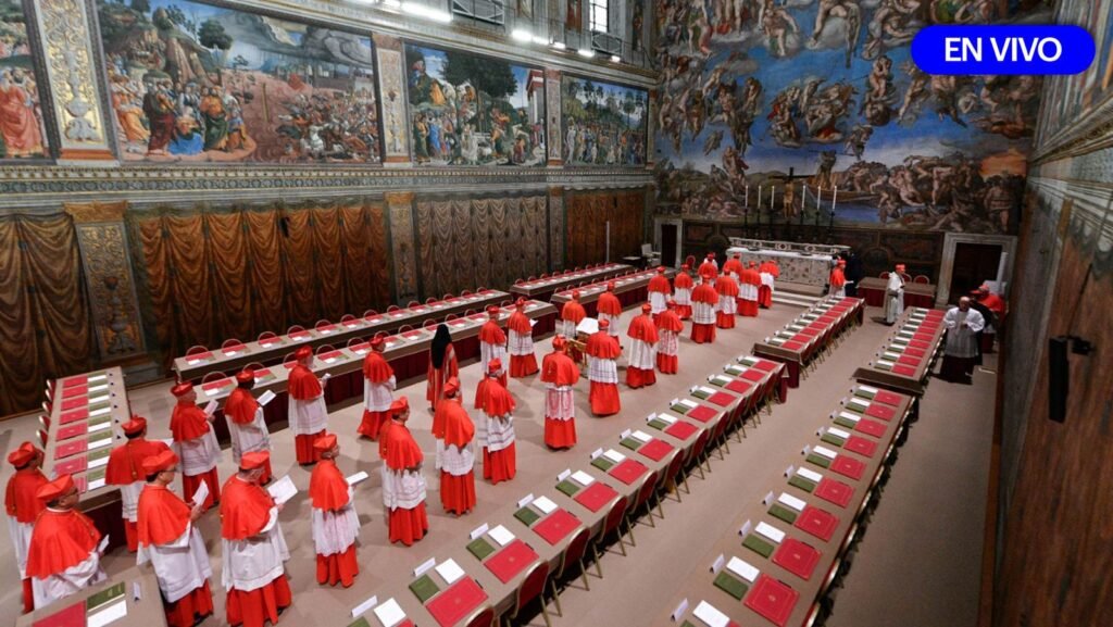 ¡Humo Blanco en El Vaticano! Cónclave Elige y Fieles Esperan al Nuevo Papa