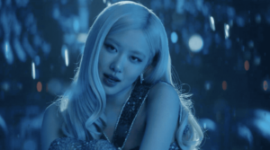 Rosé de Blackpink Presenta “Messy”, Su Nuevo Single para la Banda Sonora de la Película “F1”