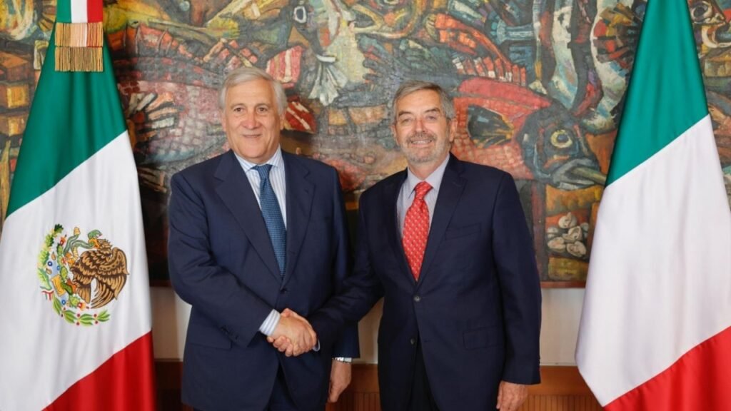 Juan Ramón de la Fuente Recibe Un Antonio Tajani en El Marco de 151 Años de Relaciones Diplomías México