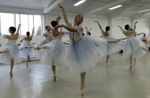 La Cnd Celebra en Bellas Artes 155 Años de Coppélia Con una versión Modernizada