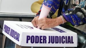 Sheinbaum Destaca Trayectoria de Hugo Aguilar y Reconocimiento Su Posible Presidencia en la SCJN
