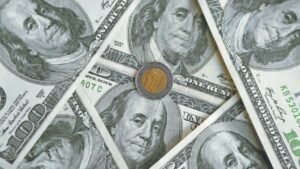 Peso mexicano se Aprecia Contra El Dólar; Taca su mejor nivel desde agosto