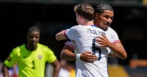 Estados Unidos Golea y Va Por El Título de México