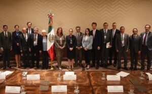 Sheinbaum se Reúne Con el Consejo Empresarial de Canadá; Asegura que Están Interesados ​​en Invertir en México | El universal