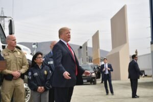 Trump Dice que “No Necesitará Mucho” Dinero para Blindar La Frontera Con México; Destaca Caída de Migrantes un “Cero”