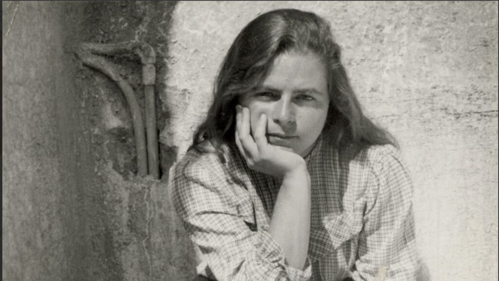 Mariana Yampolsky, Una Mirada Centenaria: La Conservación de Su Acervo en la Universidad Iberoamericana