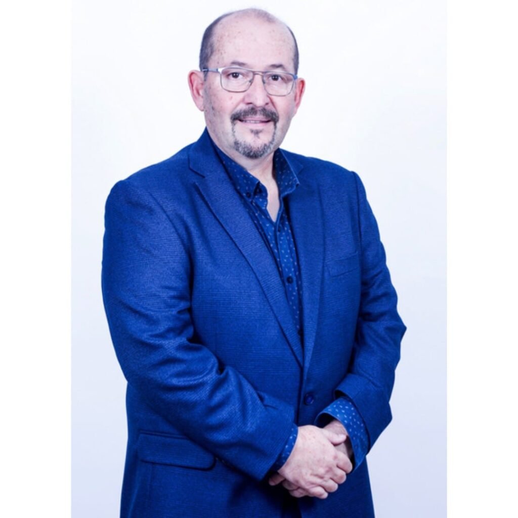 Luis Águila: OT, y CiberseguriDad: La infraestructura invisible Derrás deletshoring en México