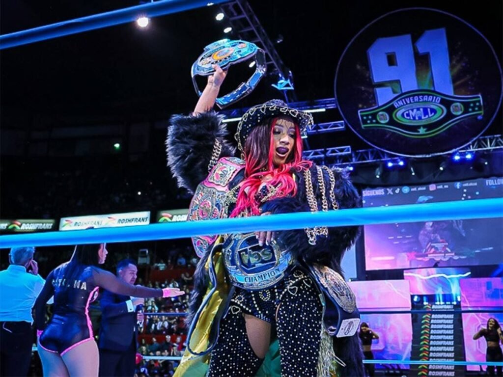 Función totalmente femenina en la Arena México