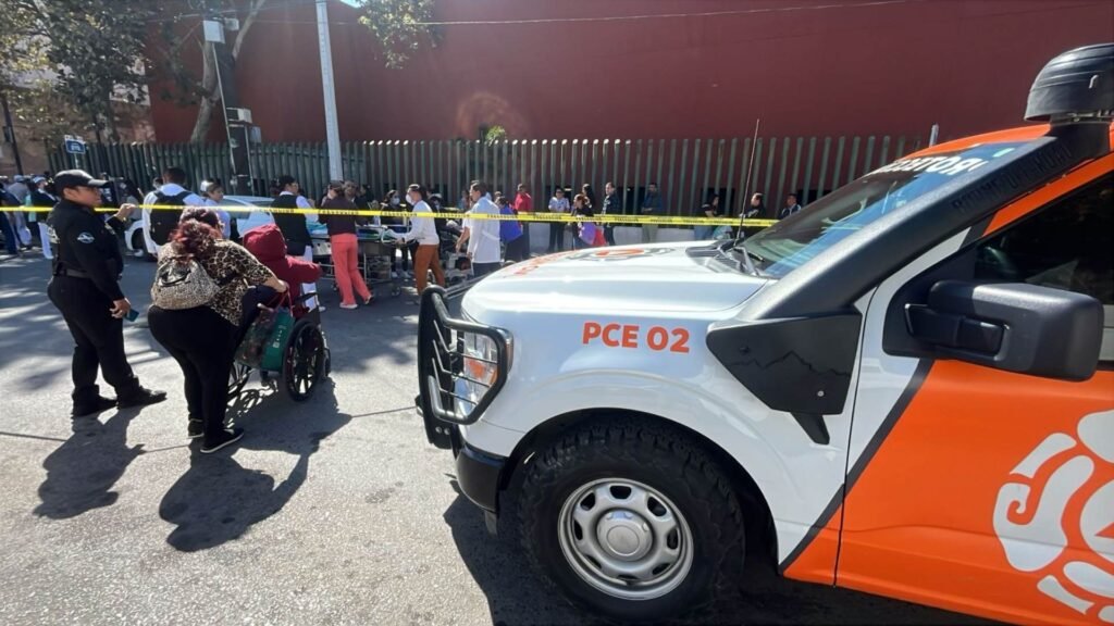 Evacúan Clínica No. 2 del IMSS en Monterrey por Reporte de Incendio