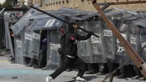 Marcha Generación Z: autoridades condenan violencia; reportan 100 policías heridos y 20 detenidos