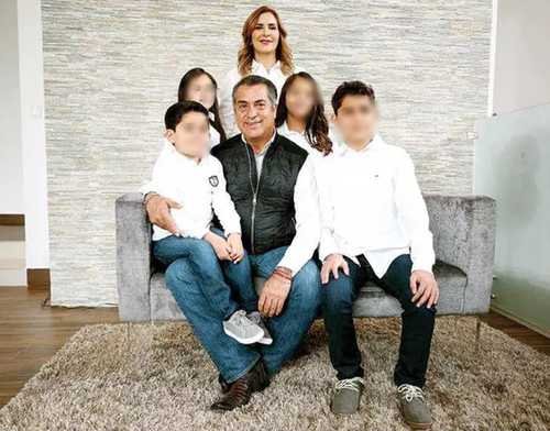 Comienza batalla legal por divorcio entre El Bronco y Adalina Dávalos