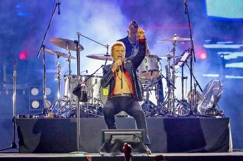 Billy Idol inunda con su voz los corazones de fanáticos en la CDMX