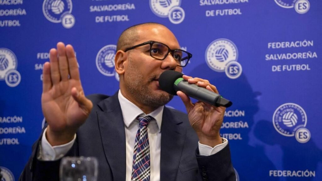 Hermano de Bukele es el nuevo presidente de la Federación de Fútbol de El Salvador