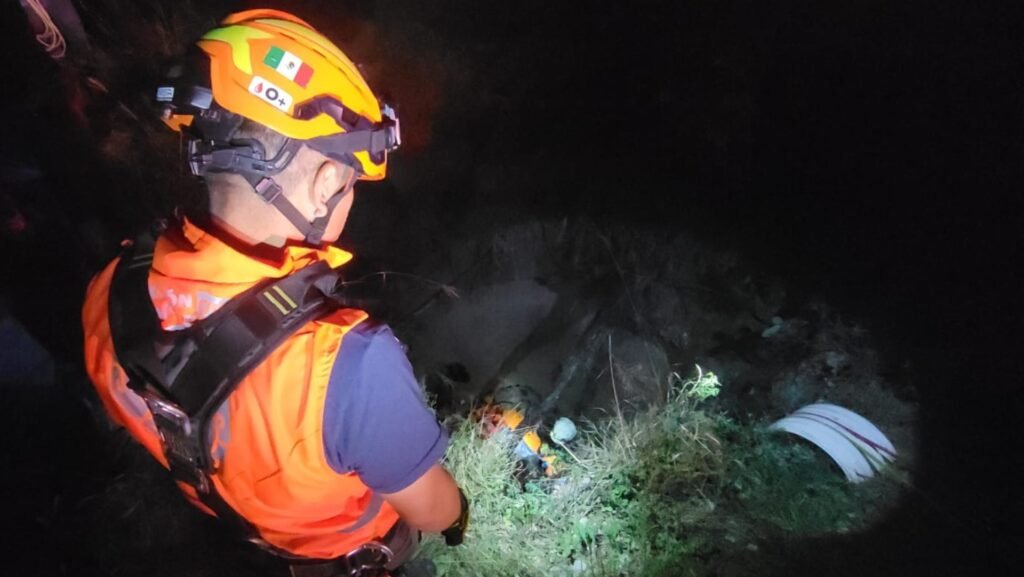 Mujer de la Tercera Edad Cae a Pozo al Intentar Rescatar a Cabra en General Terán, Nuevo León