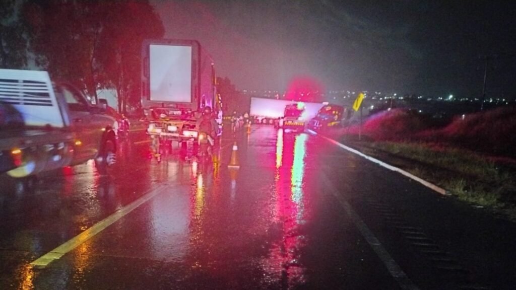 ¿Hay Cierres en la Autopista México-Querétaro Hoy Martes 23 de Diciembre de 2025?