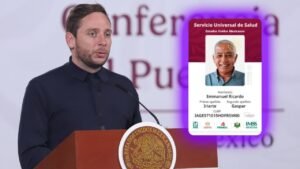 Tramitar la credencial del Servicio Universal de Salud es voluntario: Eduardo Clark