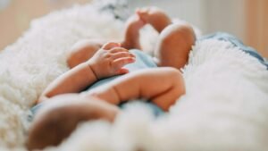 Policías Ayudan a Mujer Embarazada a Dar a Luz en San Pedro, Nuevo León