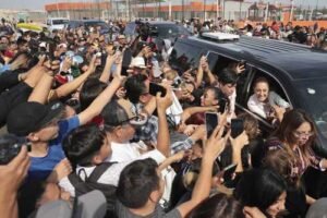 Entrega Sheinbaum primeras viviendas del Bienestar en NL