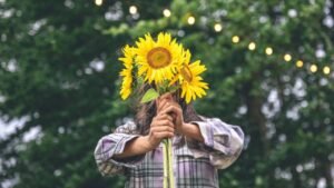 3 rituales de amor propio que puedes realizar durante el Equinoccio de Primavera 2026