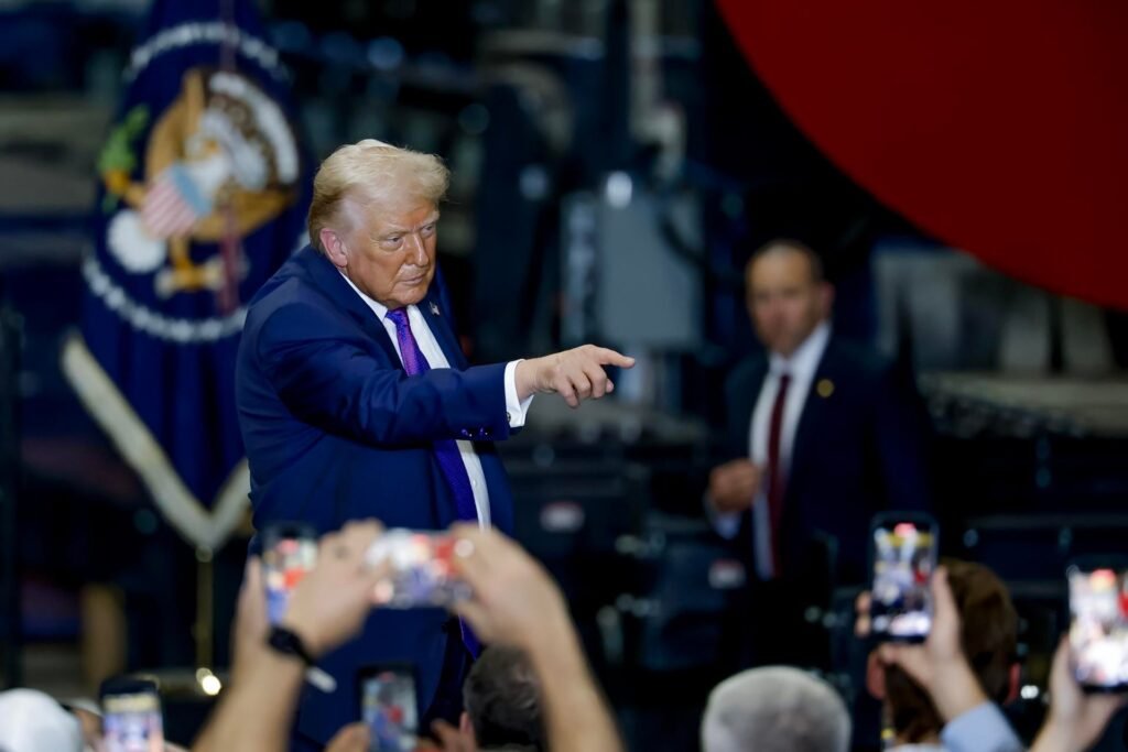 México pide a Trump no reabrir capítulos del T-MEC: ‘Debe modernizarse y no someterse a renegociación’