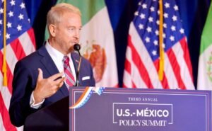 La mejor forma de ayudar al pueblo de Cuba es emppoderándolo: Ronald Johnson