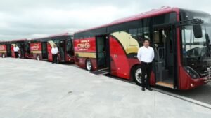 Supervisa gobernador unidades del nuevo sistema de transporte público de Tamaulipas