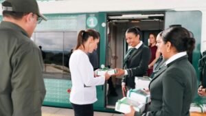 Le vamos a ganar al presidente López Obrador: Sheinbaum sobre trenes