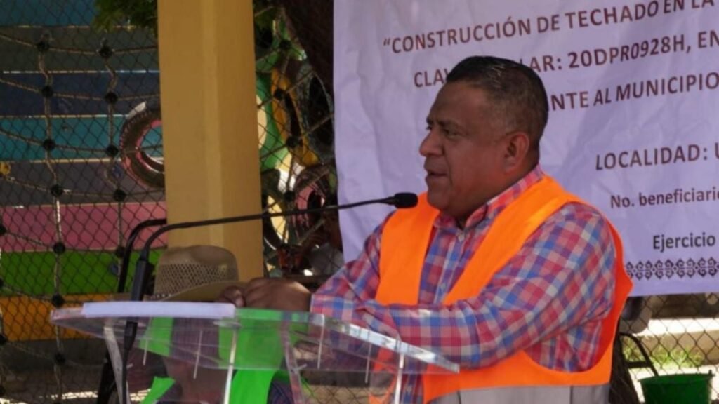 Alcalde de Villa de Mitla, Oaxaca, Esaú López Quero, pide licencia al cargo