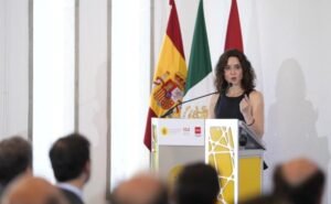 ¿Quién es Isabel Díaz Ayuso?; la líder madrileña que ha generado polémica en México | El Universal