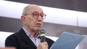 Urge analizar la ciudadanía ante la reorganización digital de la vida social: Néstor García