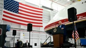 Estados Unidos recibe su nuevo avión Air Force One donado por Qatar