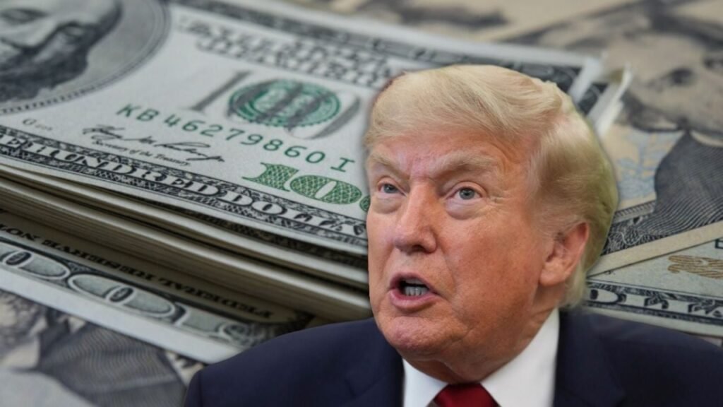 El peso mexicano sufre un leve retroceso frente al dólar: así cotiza en el cierre de la jornada